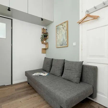 Przytulne Studio Z Klimatyzacja Krakow Celna 1 By Heyrent Apartment